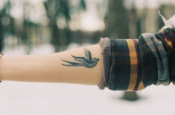 tatuagens de andorinhas para as mulheres tatuagens de andorinhas para as mulheres