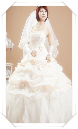 Koleksi foto model gaun  pengantin terbaru