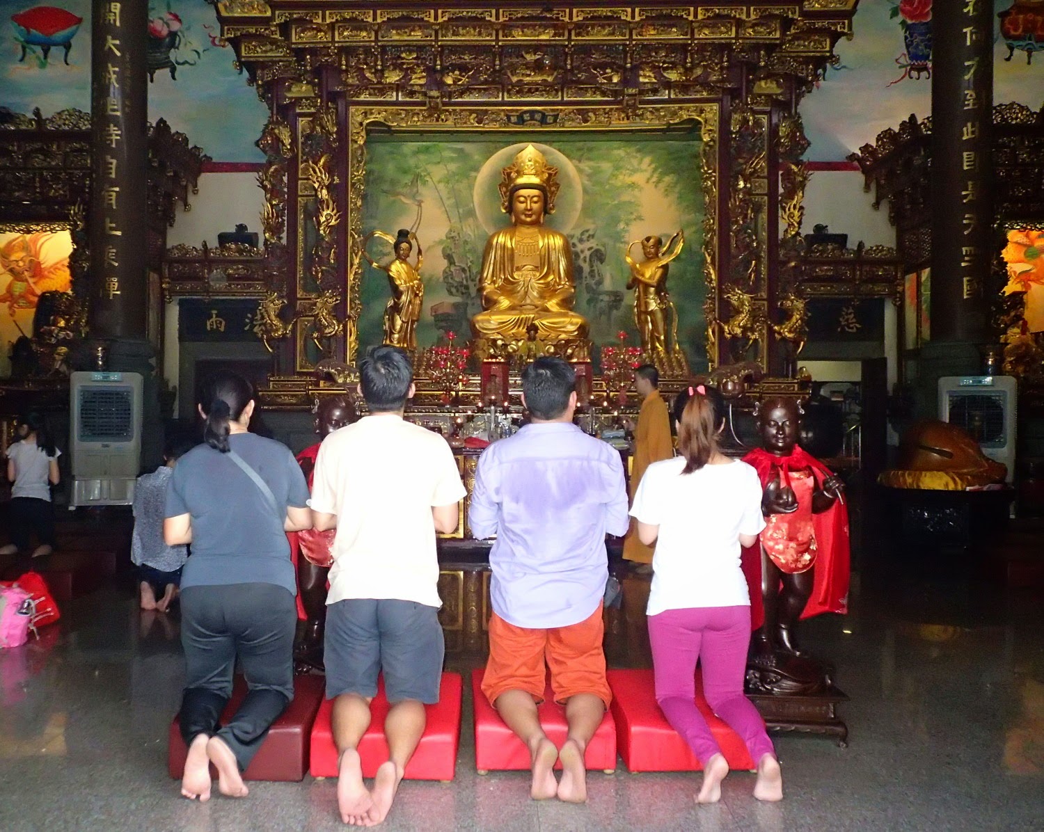 Footsteps Jotaro's Travels Sites Kuan Yin Temple Klang