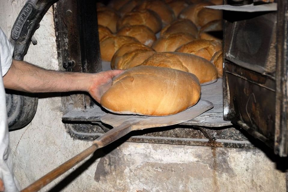 Hacer pan en el horno