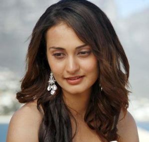 Vaishali Desai Family Husband Son Daughter Father Mother Marriage Photos Biography Profile.