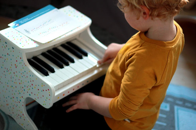 Übung macht den Meister - Unser neues Kinder-Klavier &amp; Verlosung ...