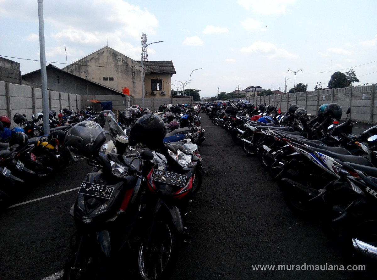 Harga Tarif Parkir Motor Inap Stasiun Tugu Jogja Murad Maulana