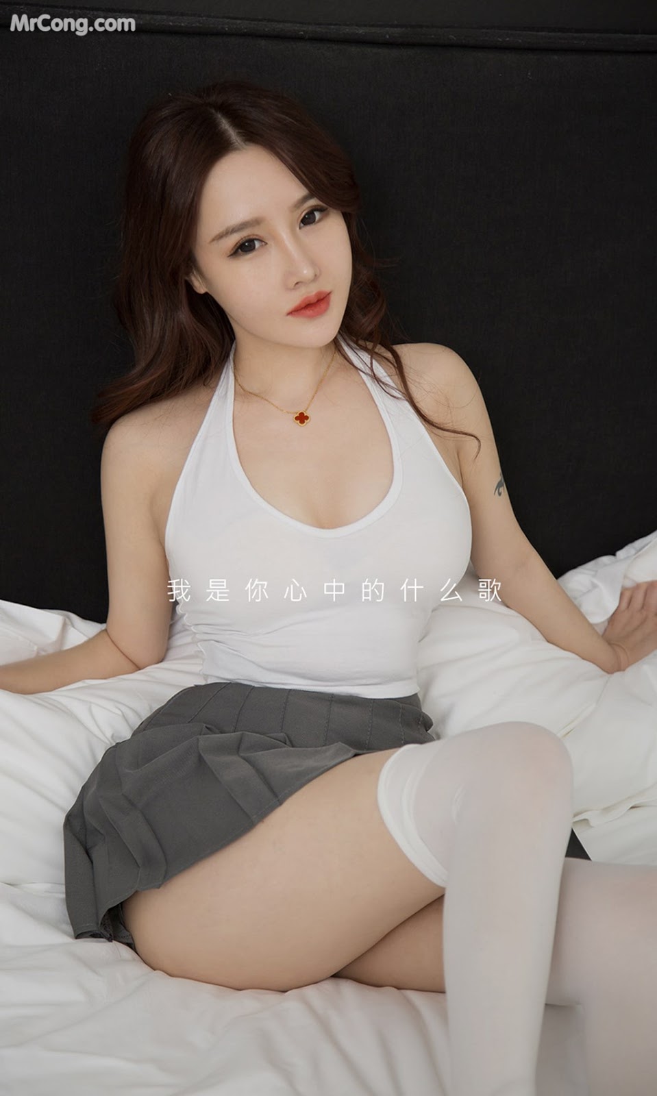 UGIRLS - Ai You Wu App No.1640: Qu You Xi (曲 佑 熙) (35 pictures)