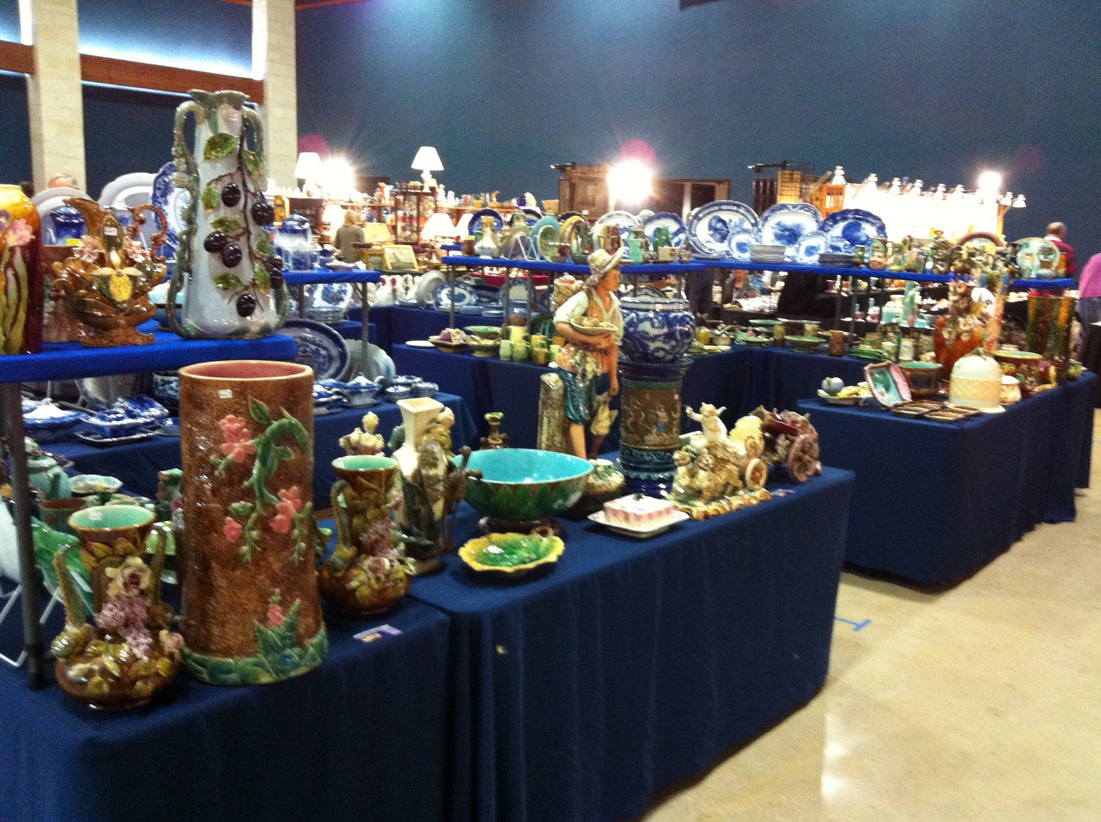 Barn Chic Antiques Looking for junk at the New Braunfels Antique Show