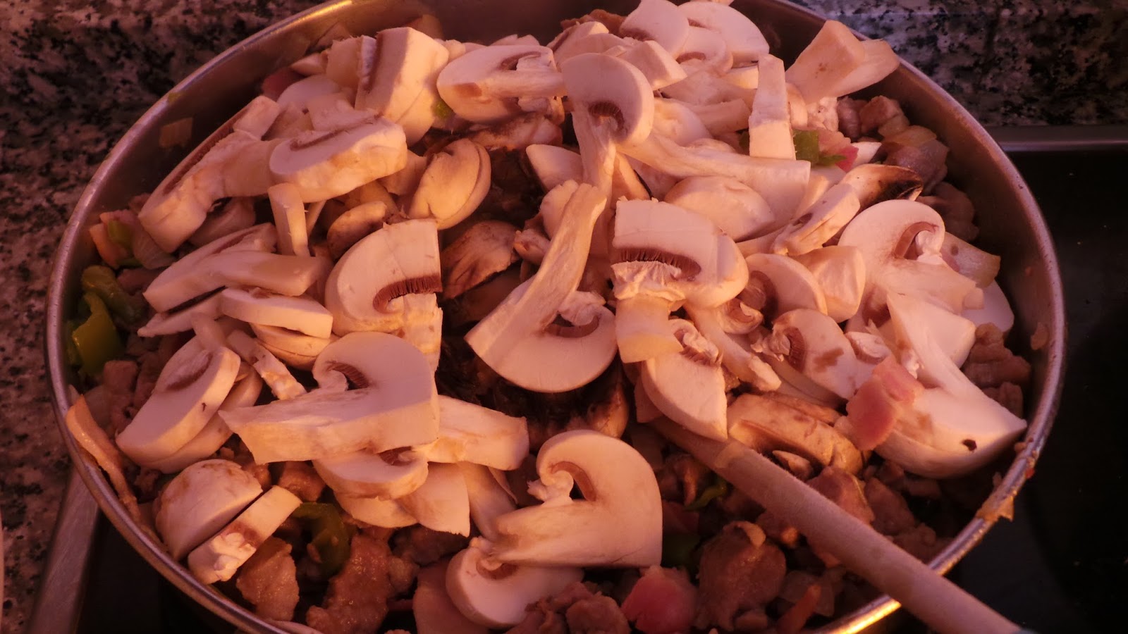 Gastronomicous en español...: Samy's dish... Tacos de Albañil...