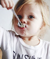 7 κινήσεις για να αποκτήσουν τα παιδιά μας υγιεινές διατροφικές συνήθειες! - by https://syntages-faghtwn.blogspot.gr