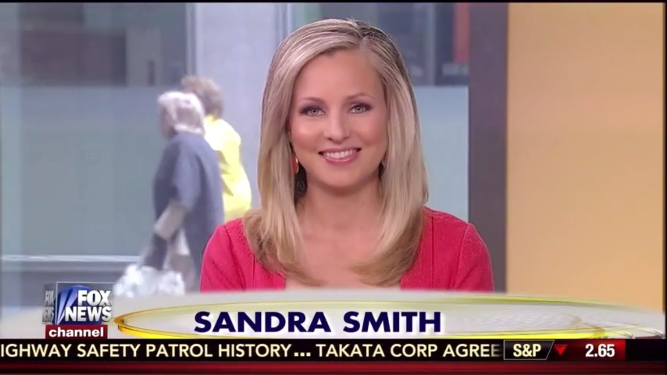Thurssday: Sandra Smith, Andrea Tantaros and the Ladies of Outnumbered caps...
