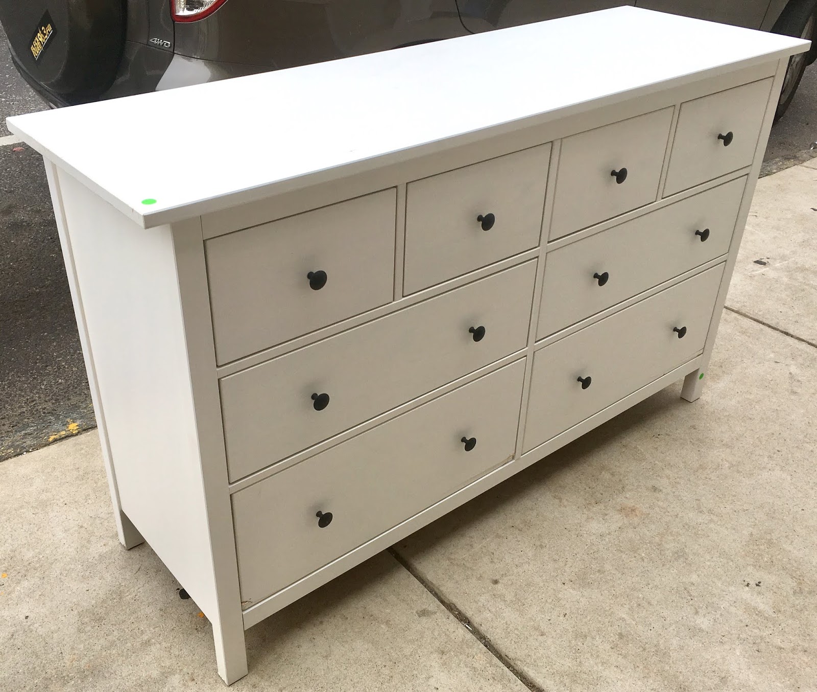 Uhuru Furniture & Collectibles White 8 Drawer Dresser 175 SOLD