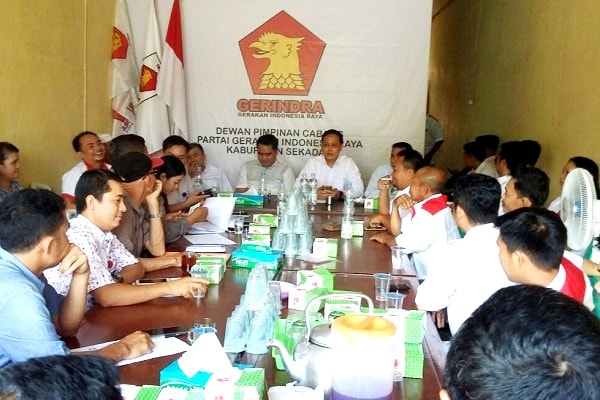 KPU Sekadau Kembali Verifikasi Faktual Parpol Peserta Pemilu di Sekadau KPU Sekadau Kembali Verifikasi Faktual Parpol Peserta Pemilu di Sekadau