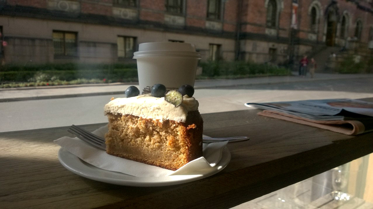 Pack Your Luggage Oslo local feel