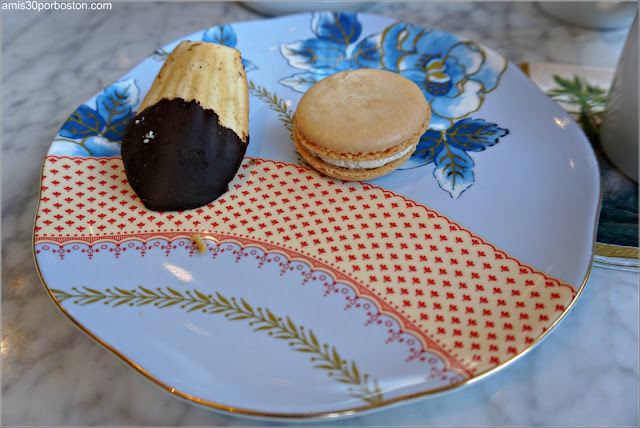 Ruta Gastronómica por Salem: Macarrón y Madeleine en Jolie Tea Company