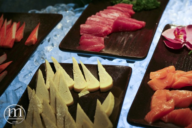 Tamago, kani, tuna, salmon sashimi