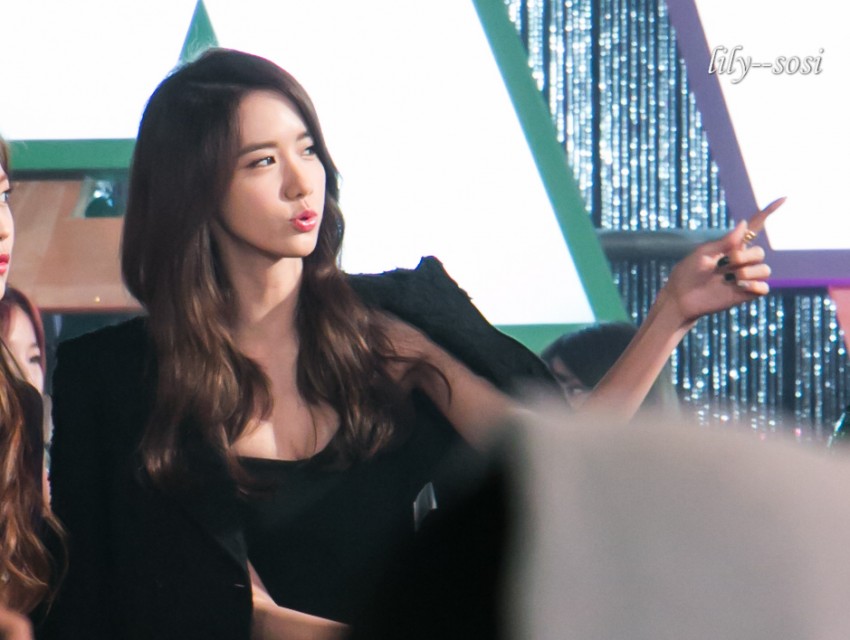 윤아 어제자 미모 | 인스티즈