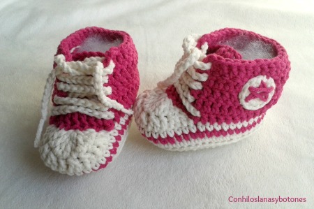 Conhiloslanasybotones - zapatillas tipo converse de ganchillo para bebé