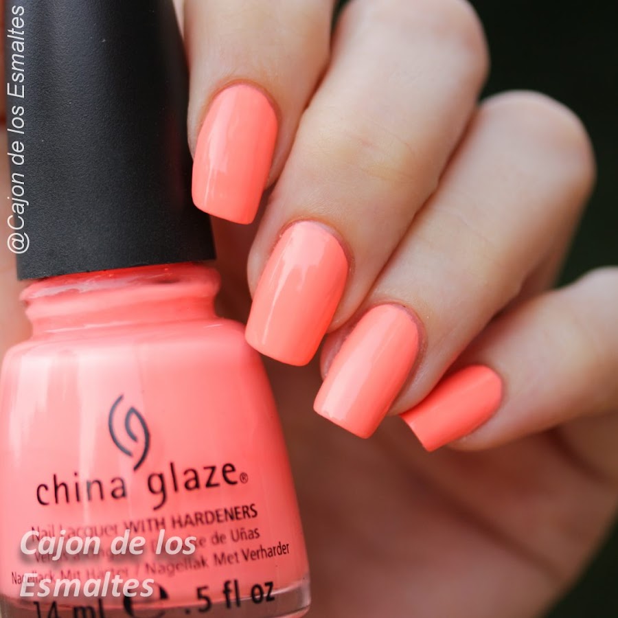  China Glaze - Flip Flop Fantasy 