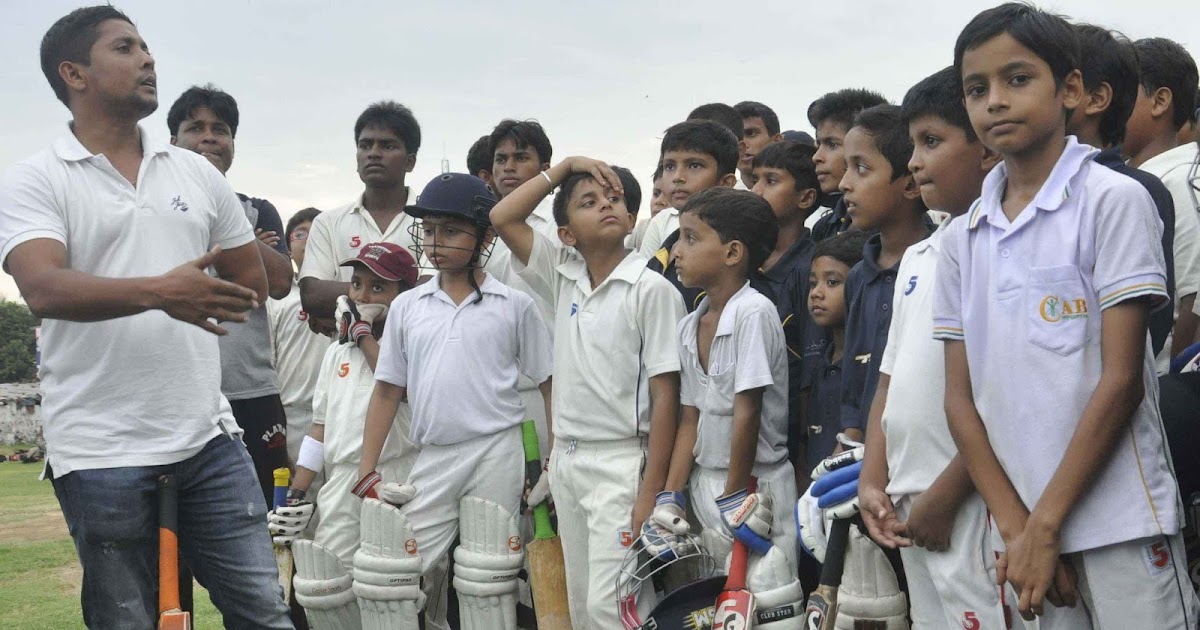Shiv Sunder Das Gives Batting Tips To Budding Cricketers In Patna View Patna Shiv sunder das pronunciation (born 5 november 1977) is an indian cricketer and 3rd player from odisha to represent india. shiv sunder das gives batting tips to