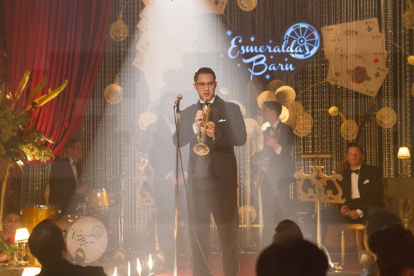 SCREEN ON SCREEN: REVIEW - LEGEND (BRIAN HELGELAND)