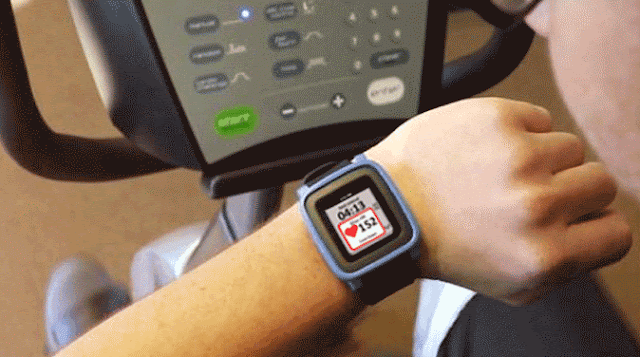 Pebble Time gets heart beat rate monitoring and wireless charging with TYLT VU Pulse TYLT VU