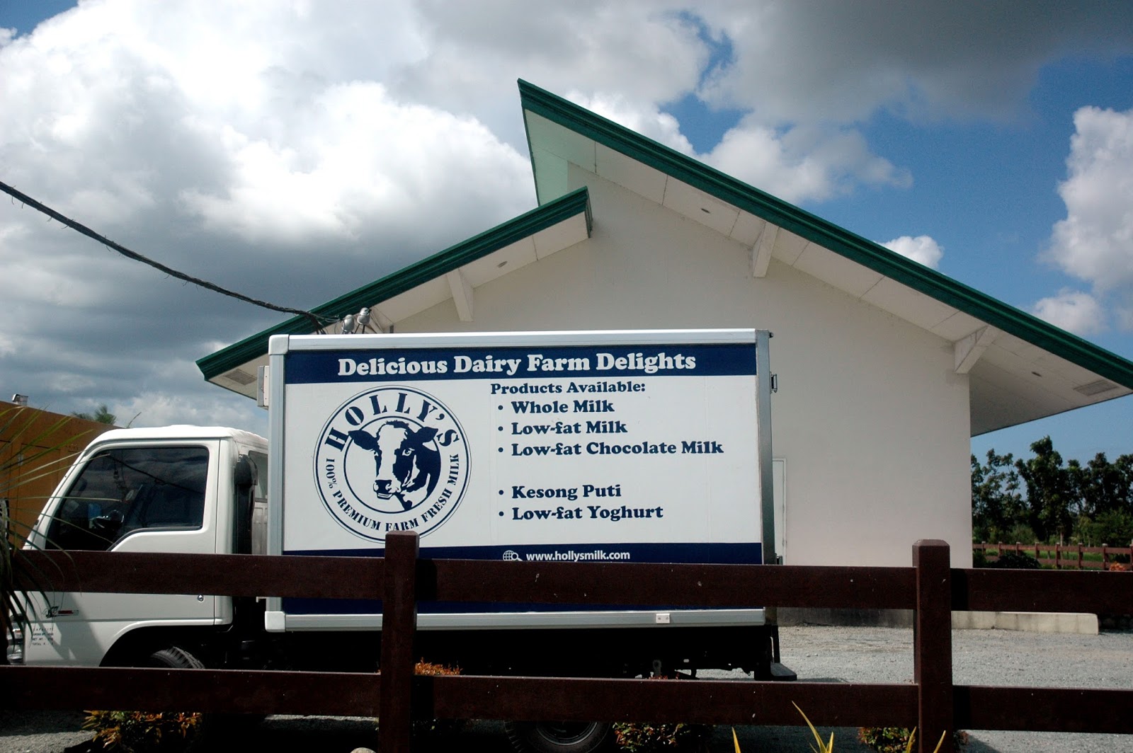 DUDE FOR FOOD A Flourishing Social Enterprise Real Fresh Dairy Farms