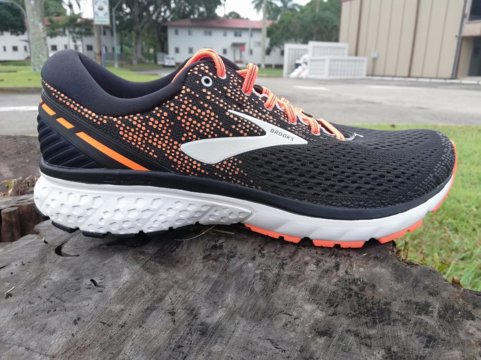 brooks ghost 8 caracteristicas