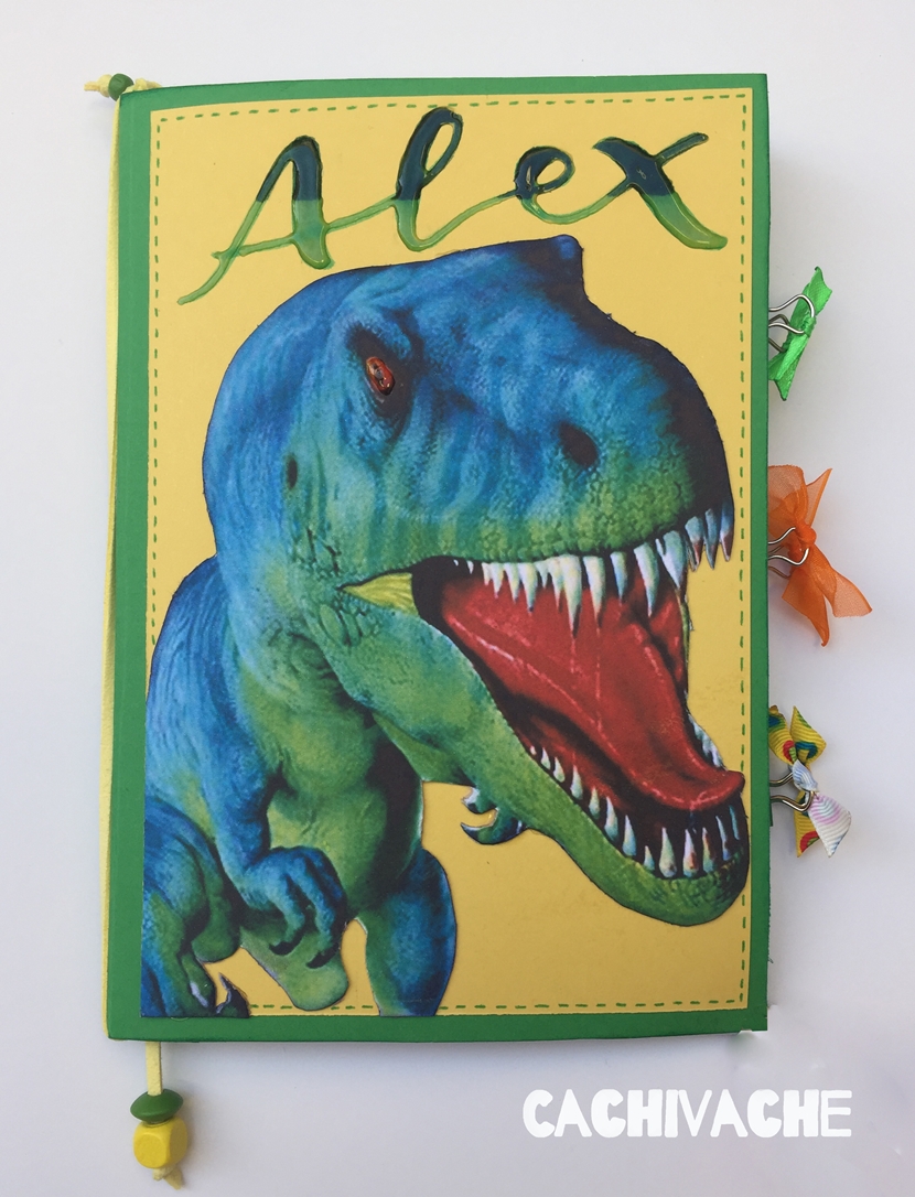 Cuaderno creativo de dinosaurios