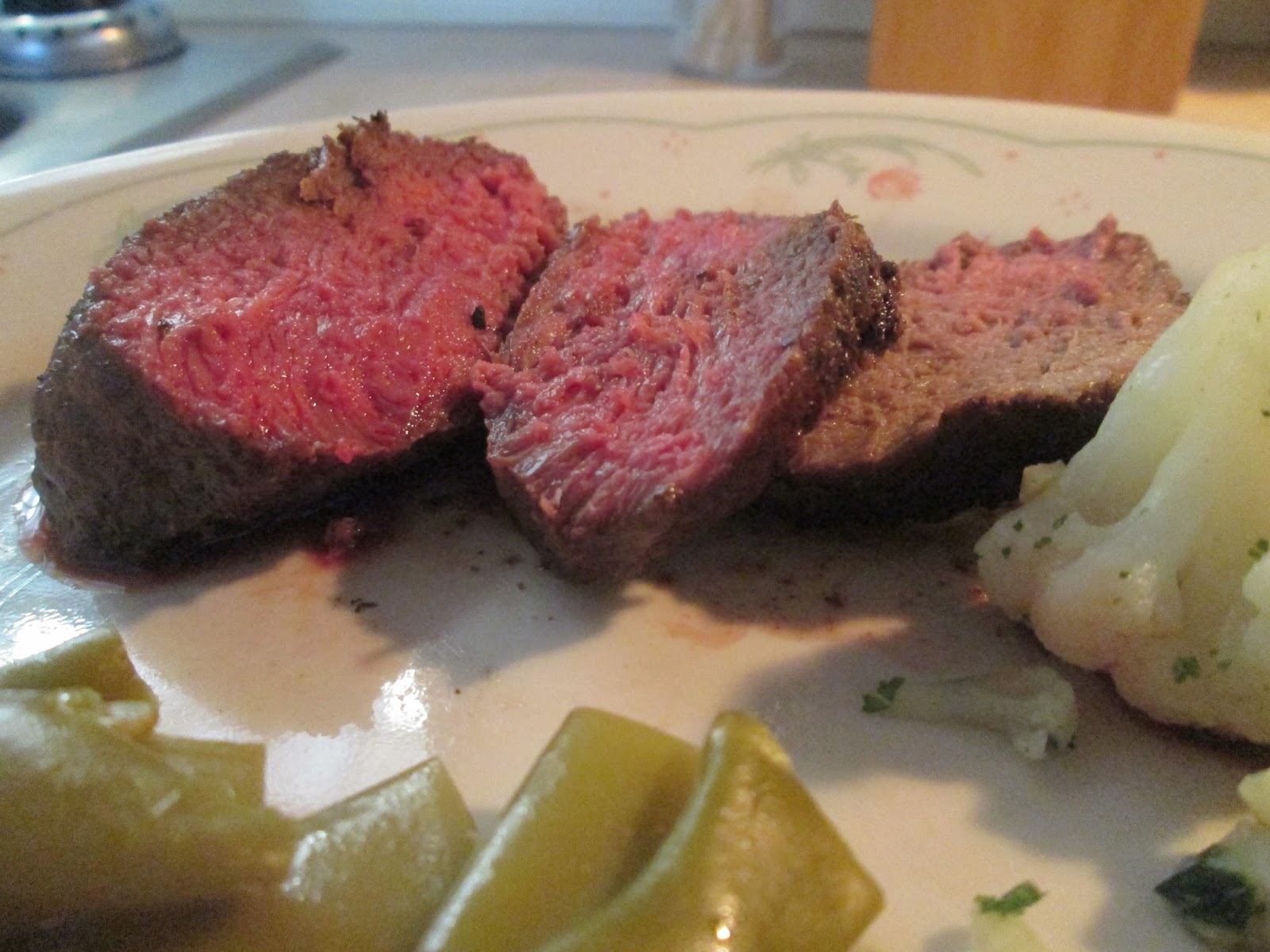 Diab2Cook: Buffalo 6 oz. Fine Cut Sirloin Steak w/ Roasted Cauliflower