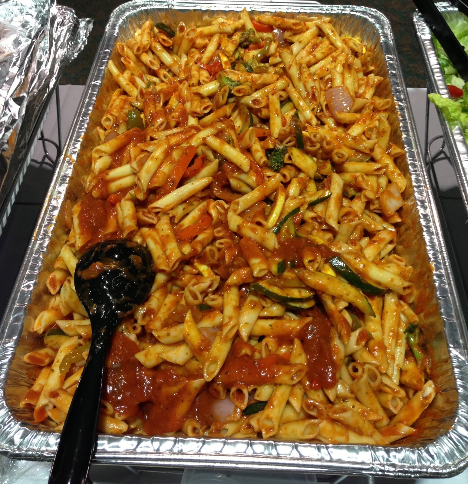 GREAT EATS HAWAII RAINBOW WAHINE VOLLEYBALL TEAM DINNER AT STAN