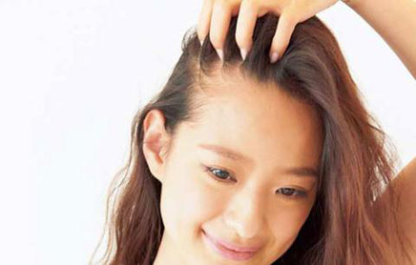 3 cach tao toc mai phong chuan Thuy Tien khong can ra tiem - Anh 15