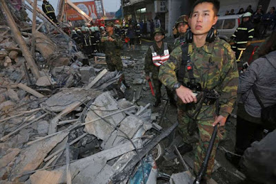 Strong quake hits Taiwan, killing 3; 221 rescued from rubble 