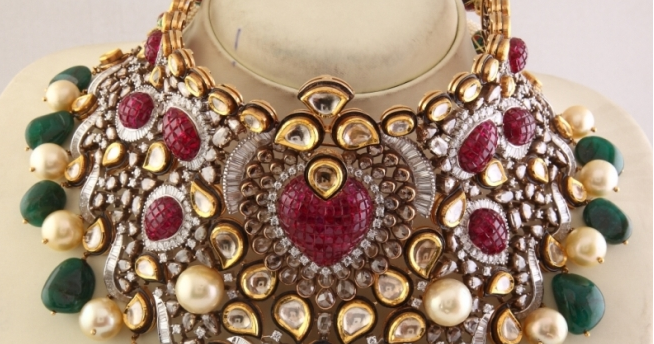 Best Diamond Necklace of the Year | Latest Gold Jewellery Designs