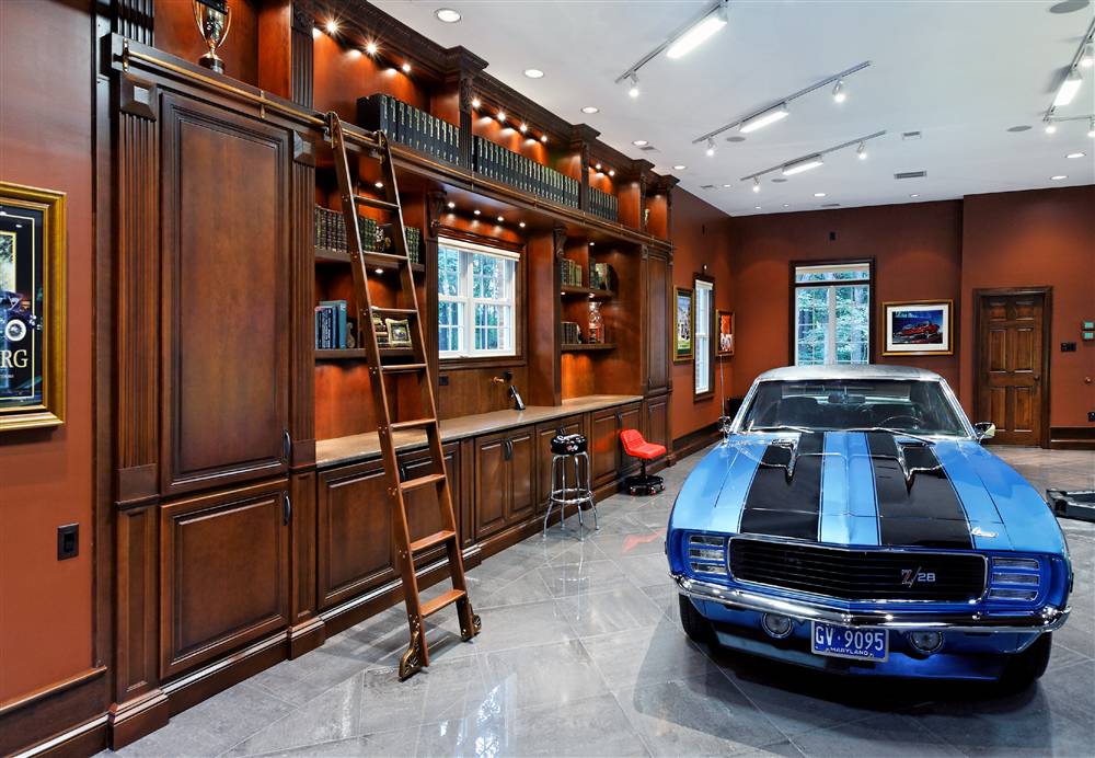 Southgate Residential Amazing Garages