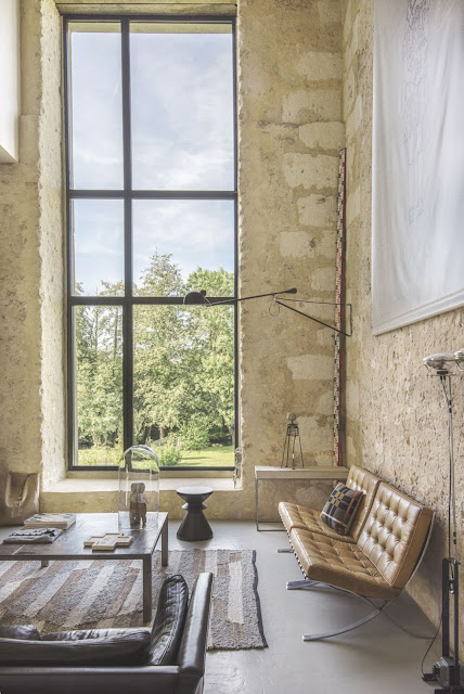 Restoration of an old stone house in France