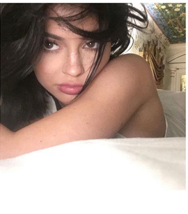 21 célébrités qui sont plus belles sans maquillage 21 célébrités qui sont plus belles sans maquillage