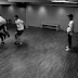 Garotos do ‘VIXX’ agindo como bobos na prática de dança para “Dynamite”