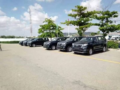 Photos: Gombe State Governor presents brand new cars to traditional rulers