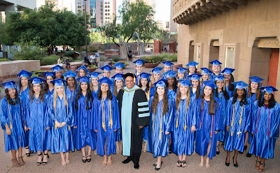 Rio President Chris Bustamante with a large group of 2016 Dual Enrollment graduates