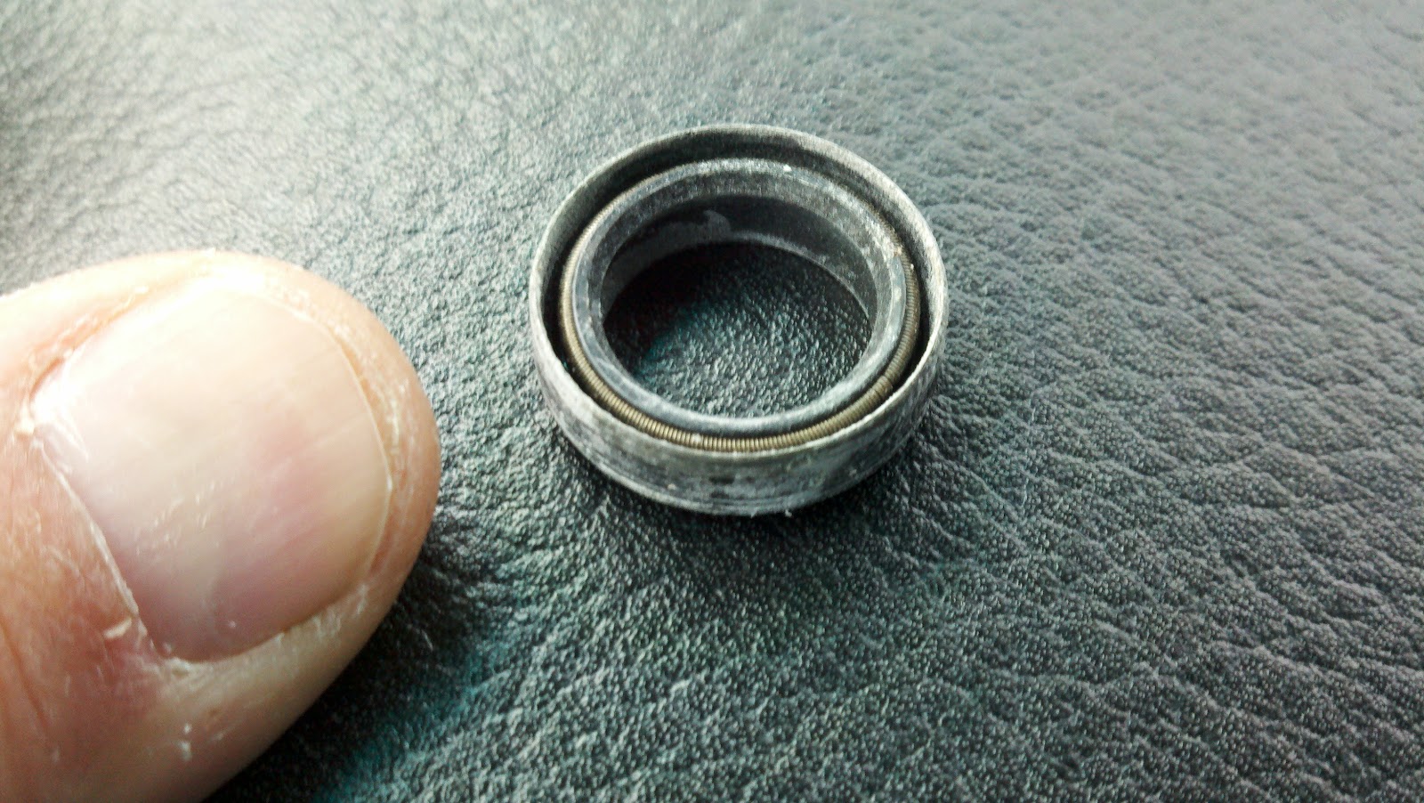 I am Jack's e46 UUC short shift kit and selector shaft seal