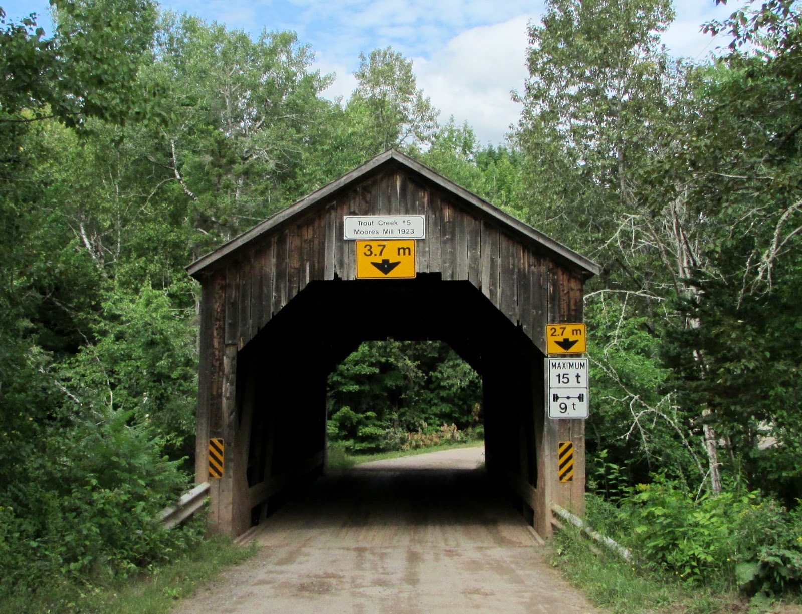 New Brunswick's Covered Bridges Trout Creek No. 5 (Moores Mills)