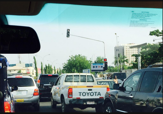Buhari convoy in traffic