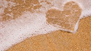 Heart From Beach Sand HD Wallpaper