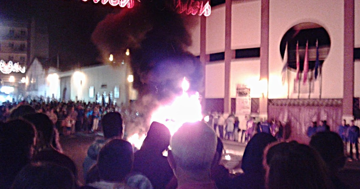 Desde Pelayos de la Presa: San Martín en fiestas. Noche de la falla