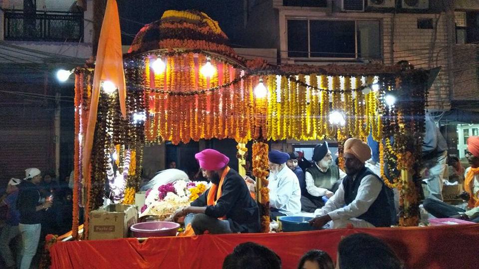 Sikhs India Online Sikh News Channel Nagar Keertan at Krishna nagar