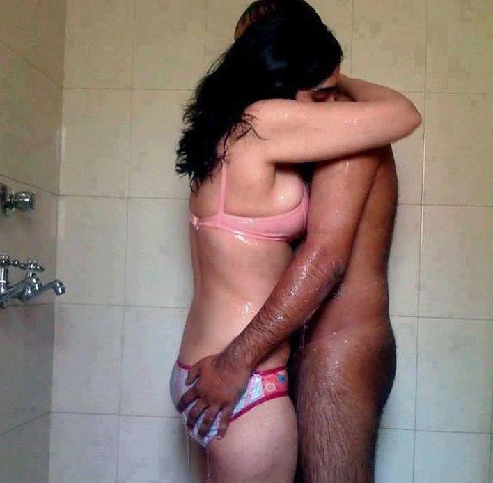 Indain Hot Couple Nude In Shower