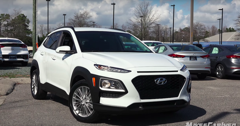 Thông Số Kỹ Thuật Xe Hyundai KONA 3 phiên bản số tự động: tiêu chuẩn 2.0AT, đặc biệt 2.0AT, turbo 1.6AT. - Kona Màu Trắng tại Việt Nam Thông Số Kỹ Thuật Xe Hyundai KONA 3 phiên bản số tự động: tiêu chuẩn 2.0AT, đặc biệt 2.0AT, turbo 1.6AT. - Kona Màu Trắng tại Việt Nam