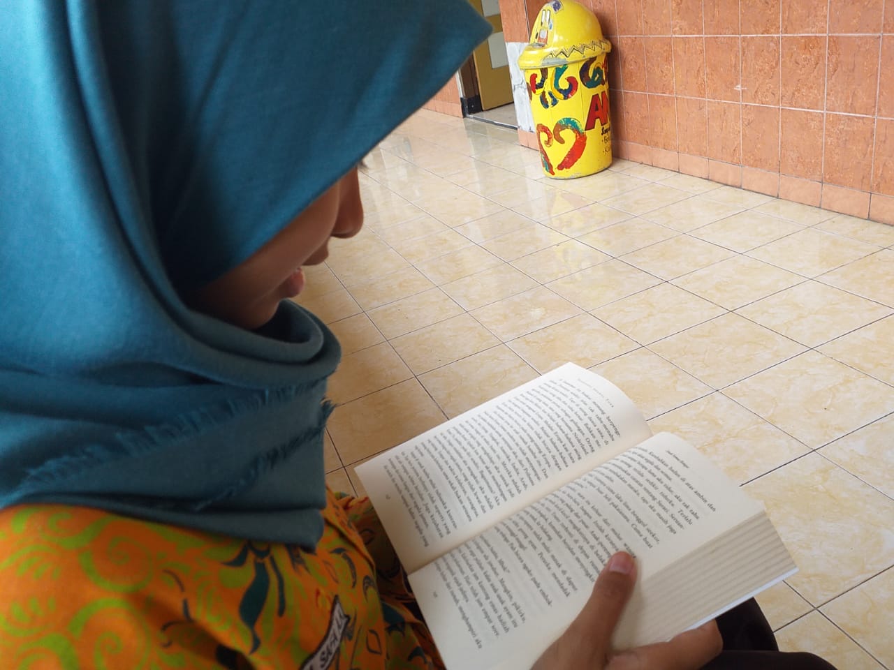 Resensi Novel Anak Semua Bangsa
