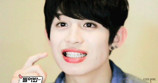 입술 진짜 두꺼운 신인아이돌ㄷㄷㄷ | 인스티즈
