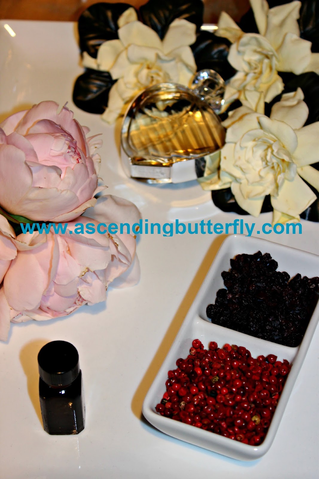 Celebrate the Season Elizabeth Arden Untold Perfume #CelebrateInStyle, Fragrances, Scents