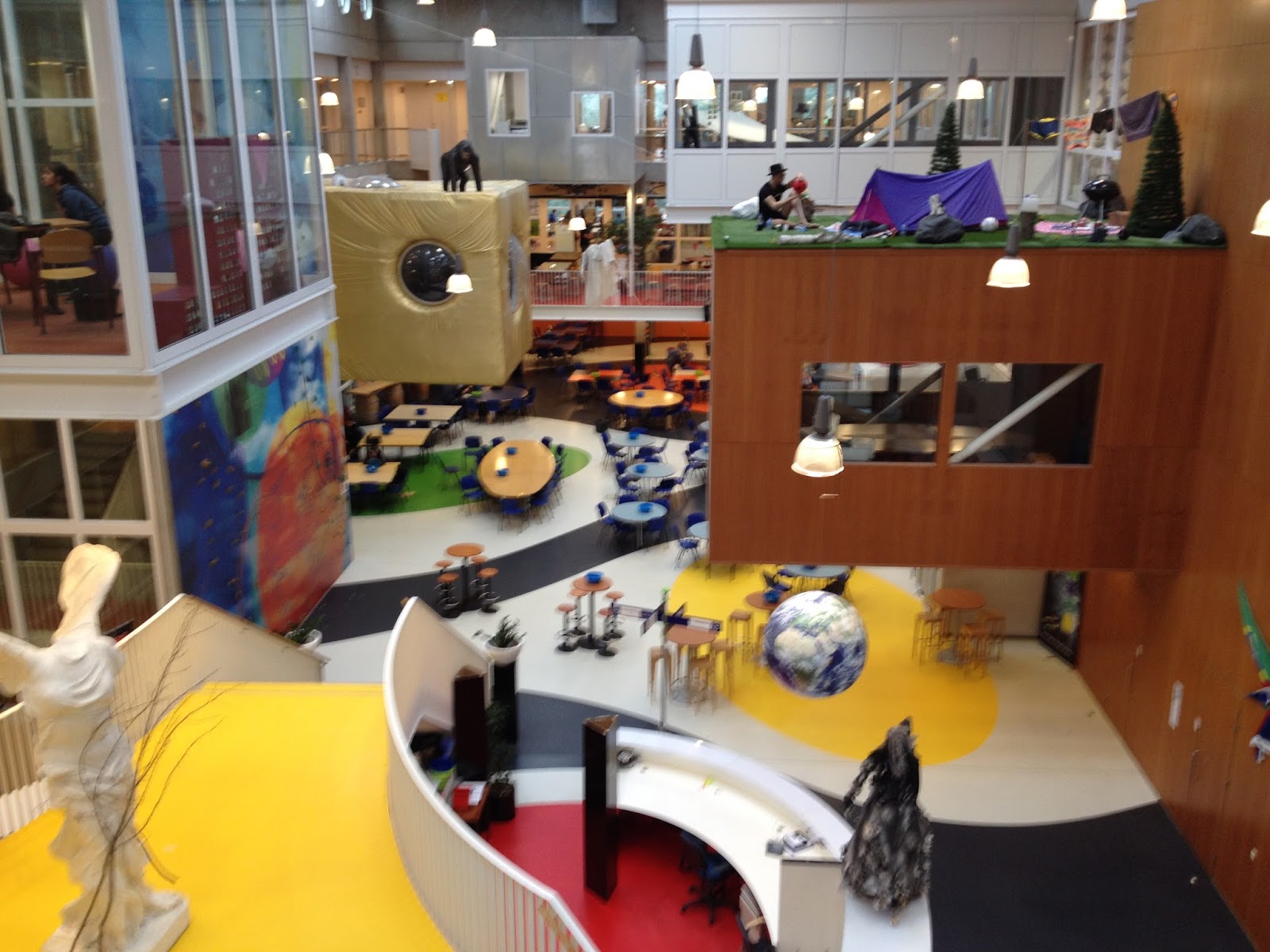 MLI Laura Kropman-Postma: Bezoek innovatieve school: Agora (Niekée