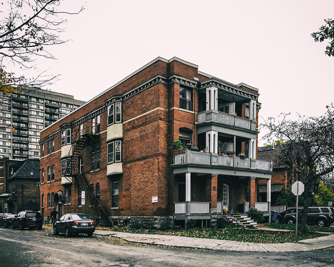 Housemouse 613 The Kelso Apartments